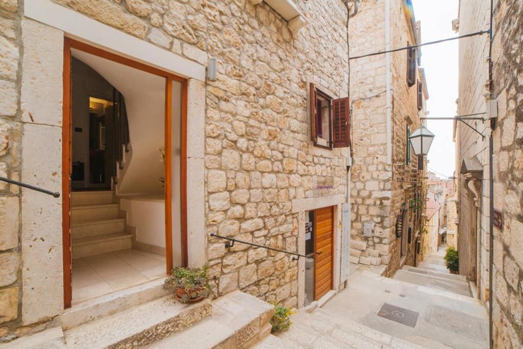 Boutique Old Town House Karkovich Ferienhaus *