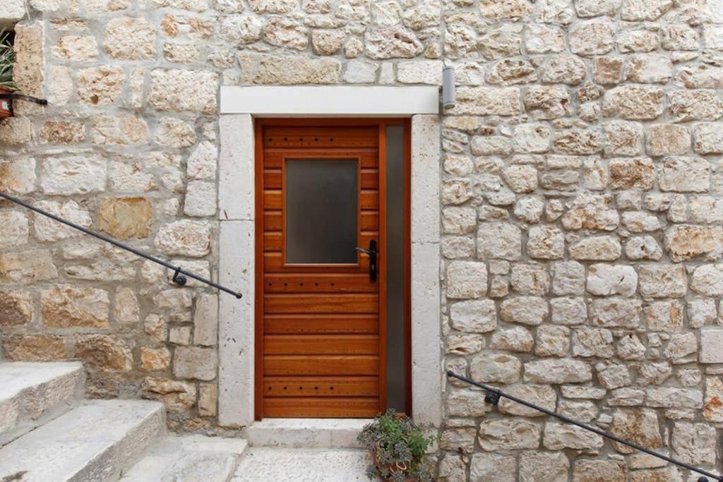 Ferienhaus Boutique Old Town House Karkovich *